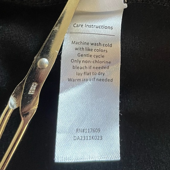 Downeast Pull On Midi Skirt Womens L Black A-Line Side Slit Rayon Career Office - Picture 9 of 9